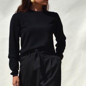 Black 100% extrafine merino wool knit sweater.size 50