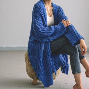 Long Oversized Cardigan: Casual Knitwear for Women Comfortable Fall Outfit Relaxed Fit Clothing